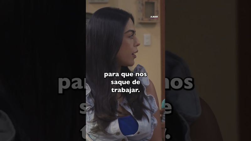 Perlita no necesita a ningún hombre para brillar 💅 #AMar #Uninovelas