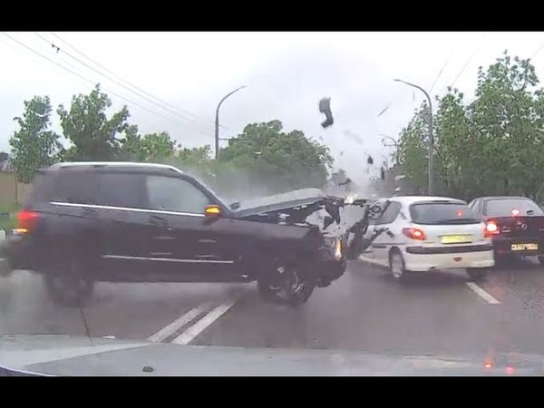 Crazy Driving in Russia May 2017 || EPIC DRIVING FAILS