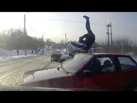 DashCam Russia - Crazy Drivers and Car Crashes 2018