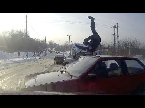 DashCam Russia - Crazy Drivers and Car Crashes 2018