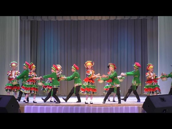 Земляничка ягодка   детский танцевальный коллектив Колорит