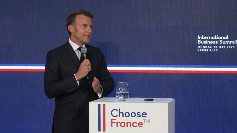 Macron calls for loosening EU business regulations at Versailles summit | AFP