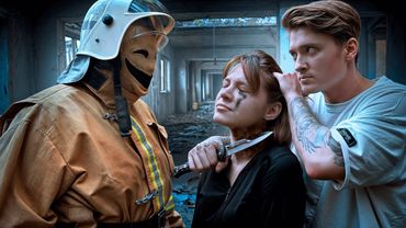 НАШЛИ СЕМЬЮ МАНЬЯКА И ВЗЯЛИ В ЗАЛОЖНИКИ ЕГО СЕСТРУ