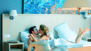 СУПЕР МЕЛОДРАМА💖ПАРИКМАХЕРША ИЗ ДЕРЕВНИ СТАЛА ЧАСТЬЮ ИГРЫ БЕЗ ПРАВИЛ! Нашедшего ждет вознаграждение