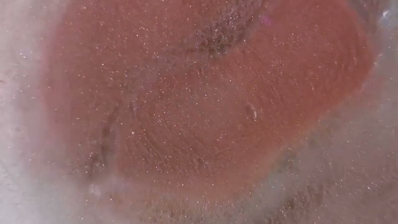 asmr kissing the glass in pink