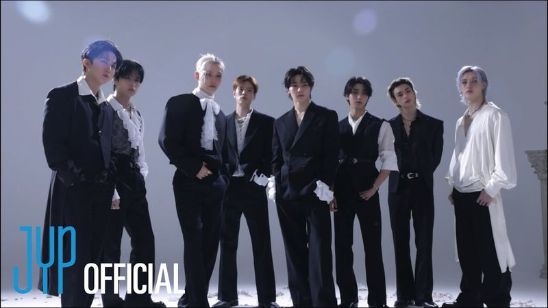 Stray Kids Official Fanclub STAY 6th Gen Kit Behind🪽