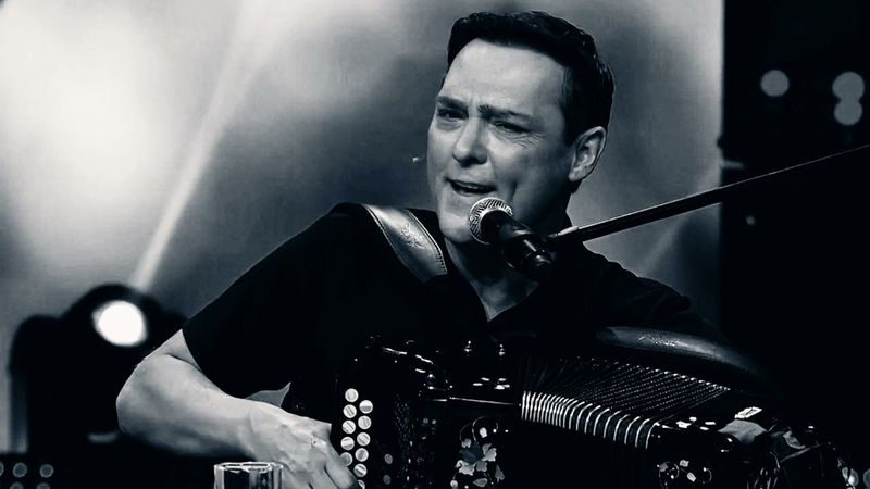 Ты пел — а сердце плакало... | Памяти Юрия Шатунова 🎶