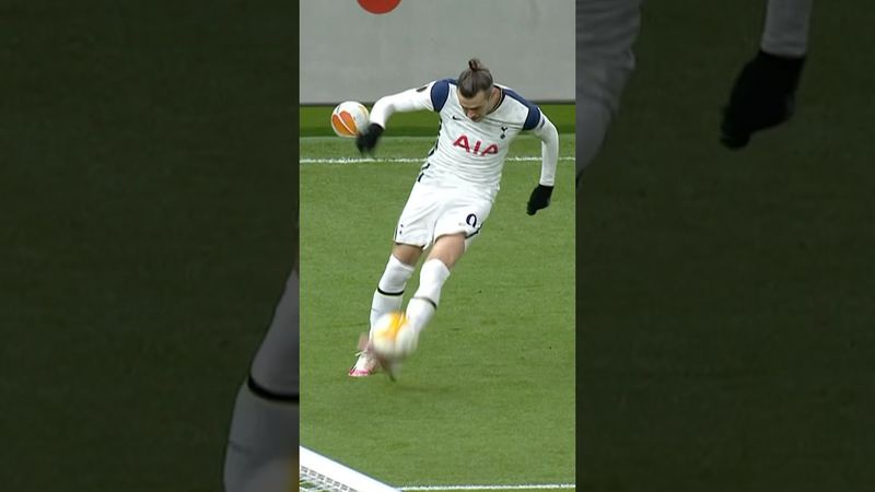 This pass from Bale 😱