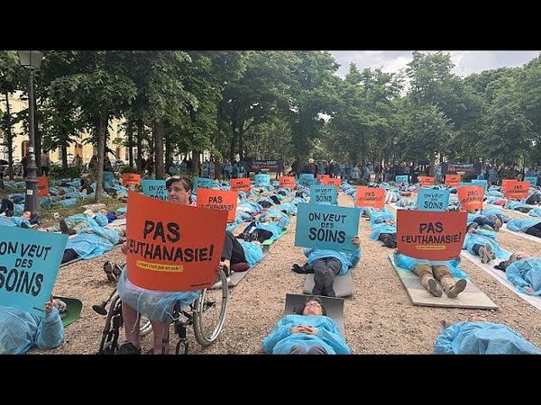 French MPs reignite divisive debate over assisted suicide