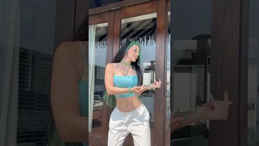 How‘s your Saturday going ? 💚🥰 #dance