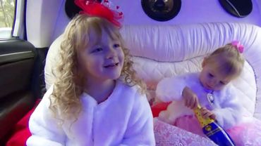 Маргарита хочет быть ЗНАМЕНИТОЙ Шикарный ЛИМУЗИН Пышное платье