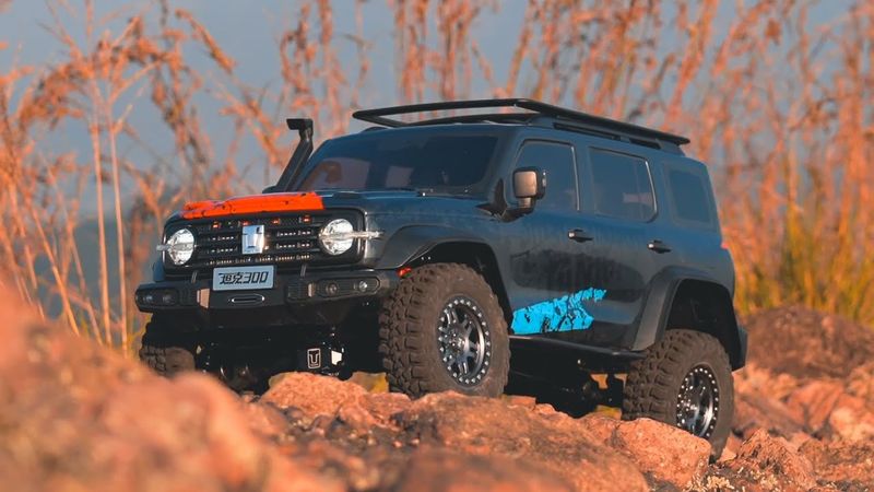 Rc Crawler 1/8 Traction Hobby Tank 300 Off-road Rock Scale 4x4 Rc Car