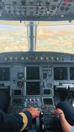 #tiktoklongs #libya🇱🇾 #fyp #aviation #pilot 