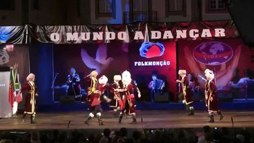 Bashkir folk dance: На берегу Агидели