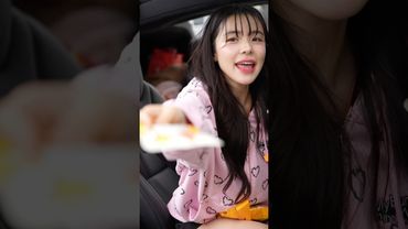 多慧化身聖誕老婆婆來送零食囉！粉絲太幸福了🥰@lee_dahye #李多慧 #이다혜