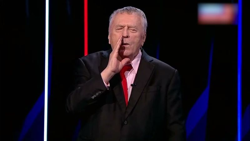 Жириновский воет, как волк!