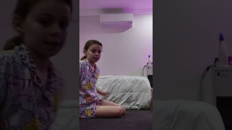 How to do a hand jeté