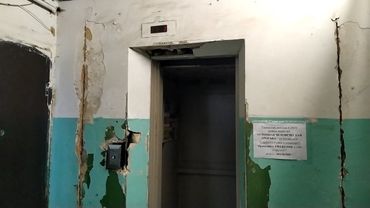 Обзор нового лифта в ужаснейшем состоянии и без освещения!!! (ТЛМ-2009 г.в), город Саратов