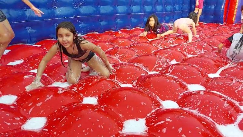 Maitê no futebol de sabão 25/08/2024