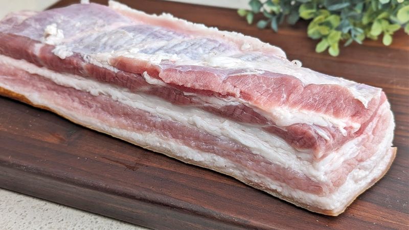 Invece della pancetta in 5 minuti! È un peccato non conoscere questa ricetta 20 anni fa