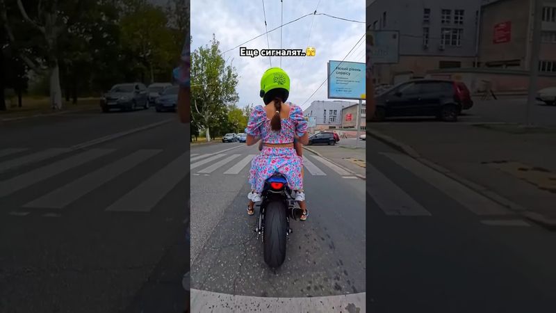 Вот это ПОВОРОТ..😅 Когда водителю авто понравился вид МОТОЦИКЛА😂 #bikelover #motoraido #мото