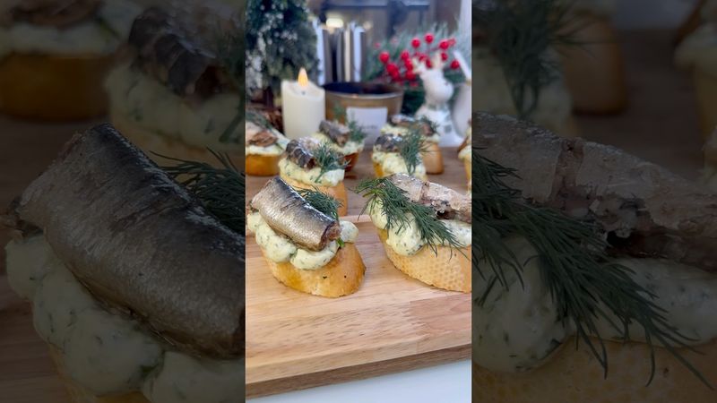 Любимая  закуска со шпротами #новогодний_стол#бутерброды#брускетта#рецепты#советское#еда