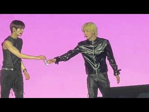 [FAN CAM] ALL(H)OURS (올아워즈) - “Stage Talk” [DREAM CONCERT ABU DHABI UAE] 20251122