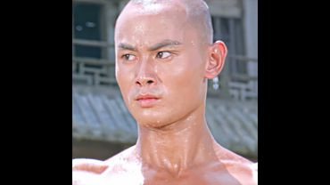 الغرفة السادسة والثلاثون لشاولين | يمارس قوة ذراعه بحمل الماء عبر الجسر⚔️🏯🥋