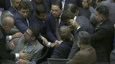 Opposition lawmakers try to block Congress session to protest Bolsonaro arrest | AFP