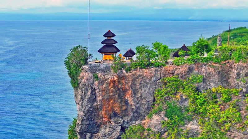 Чудеса Индонезии, которые действительно существуют! Страна загадочных островов и опасных вулканов.