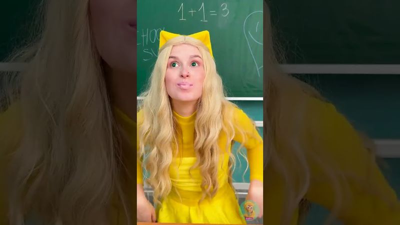 أبشع طريقة لإخفاء أحمر الشفاه—لكنها تنجح! 🤫🦷💄