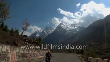 उत्तराखंड हिमालय में माणा से बद्रीनाथ तक सड़क यात्रा, तिब्बत के निकट अंतिम सीमावर्ती गांव तक