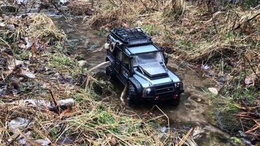 Traxxas TRX4 Defender rain day2(no music) Rc car