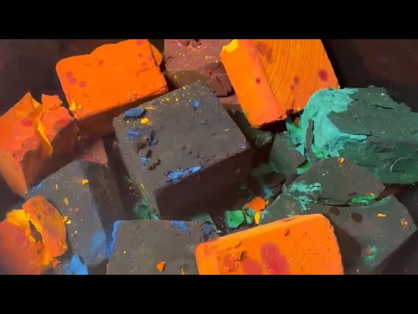 Crusty Vibrant Dyed Chalk