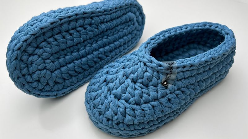 Altes, zerknittertes Garn für eine gute Sache 😍 es wird Ihren Lieben gefallen 🧶