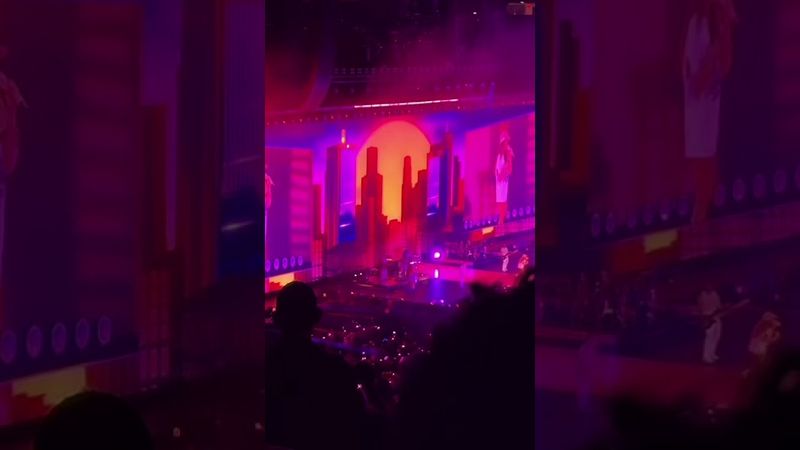 Men in this Town Las mujeres ya no lloran World Tour