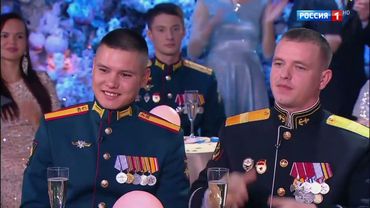 Полина Гагарина и Дима Билан - Зима-холода (Голубой огонек 2026, 01.01.2026)