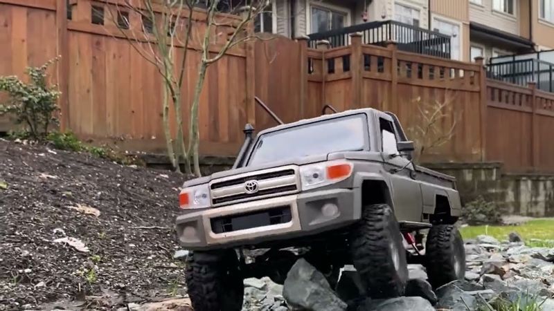 Checkout my latest build. 1/10 RC Toyota Land Cruiser 70. Rc4wd LWB + Killerbody LC70