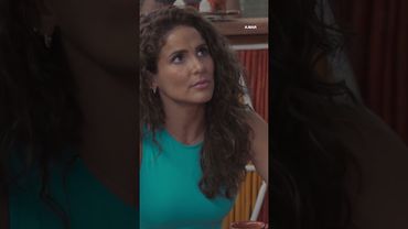 Érika aprueba que Azul lleve el apellido de Sergio #AMar #Uninovelas