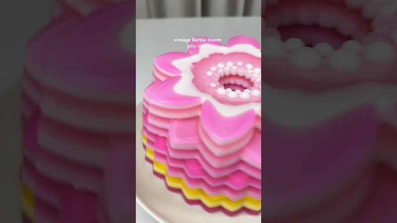 making a vintage Barbie bloom jelly cake🌸💕a dreamy mix of pink&yellow ✨🩷💛 #asmr #jelly