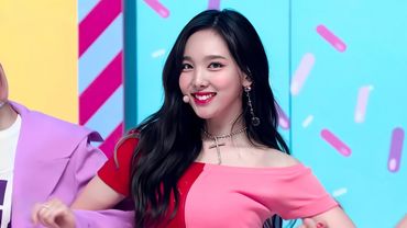 [4K AI Upscale] 180412 TWICE - What is Love? @ Mnet M! Countdown E566