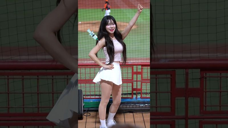 多慧剛打完針💉不願休息🥹跑回舞台應援 #李多慧 #이다혜