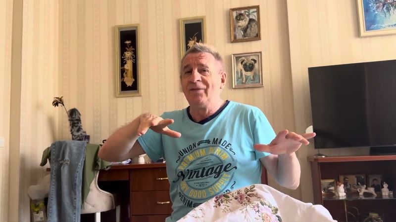 От МИХАЛЫЧА никакого покоя с утра! Ждет ПЕНСИЮ…#мамаотличника #михалыч #пенсия2025