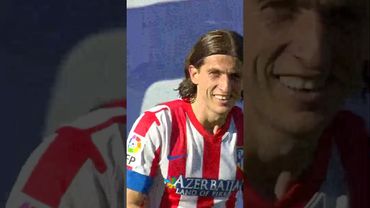 What a player, FILIPE LUIS! 🇧🇷