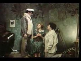 Oн пришел обиженный! 12 стульев.