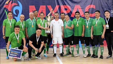 МУРАС: МЫКТЫ ФУТБОЛЧУЛАР СЫЙЛАНДЫ