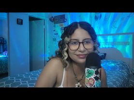 ASMR 🩵 Scratching on clothes ✨️ water sounds 💦 glass tapping