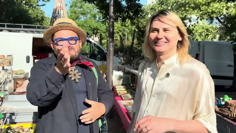 Гуляем с Александром Васильевым по блошиному рынку в Париже