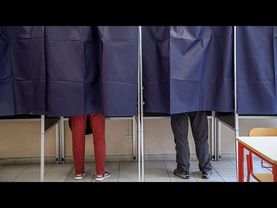 Italians to vote on easing citizenship rules amid low turnout fears