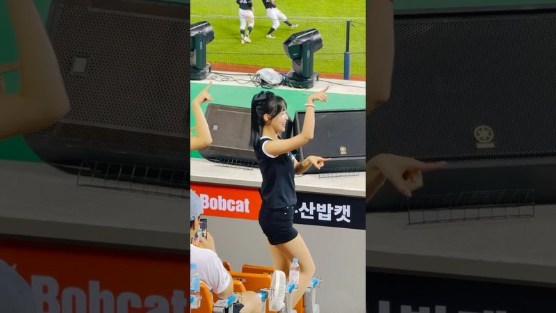 한슬님 귀여운 포항항 아웃송 #김한슬 #김한슬치어리더#ktwiz#kt위즈 #kt위즈치어리더